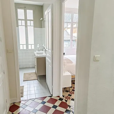Centre Ville, 4 Personnes, Parking Gratuit Holiday home *
