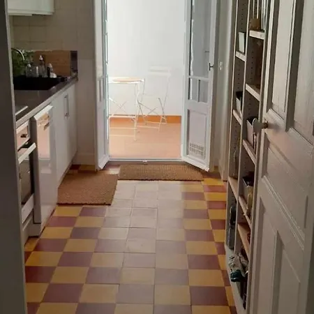 Tatil Evi Centre Ville, 4 Personnes, Parking Gratuit